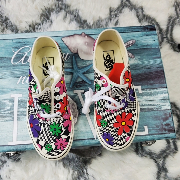 Vans authentic printed floral flowers 💐 😍 - Picture 10 of 13